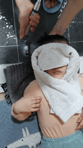 즐거운 목욕 시간을 위한 노하우 쉽게 머리 감기는 방법